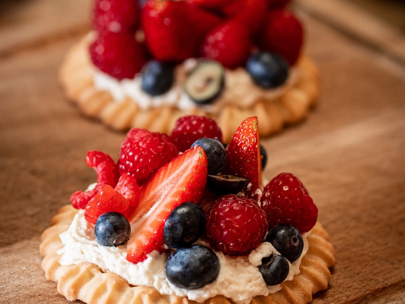 Tartelettes aux fraises, framboises et myrtilles
